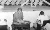 Gianni Ratto em foto de ensaio de 'Beco Sem Saída', de Arthur Miller, que dirigiu em 1969 (Foto Carlos.Cedoc/Funarte)