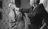 Jardel Filho contracena com Henriette em 'Um Cravo na Lapela'. A peça, de Pedro Bloch, foi montada pelos Artistas Unidos em 1951 (Foto Carlos.Cedoc/Funarte)