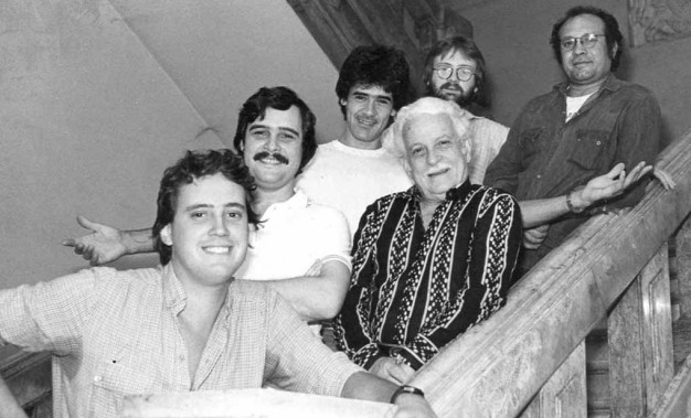 Braguinha e o grupo Coisas Nossas, companheiros de estrada no Projeto Pixinguinha, em 1983.